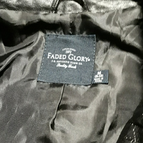 Black leather jacket - Picture 3 of 5